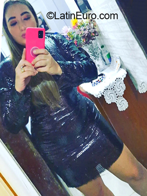 Date this fun Brazil girl Raquel from Belem BR12122