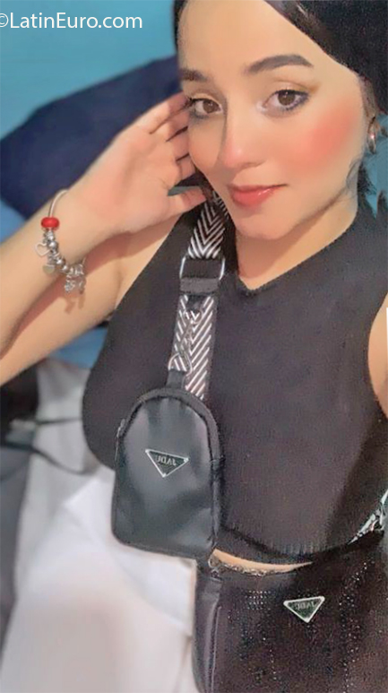 Date this stunning Colombia girl Daniela from Cucuta CO32003