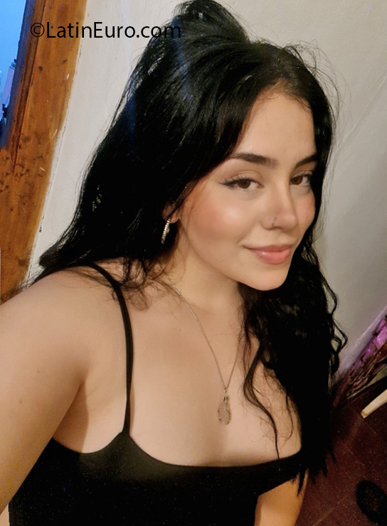 Date this foxy Argentina girl Sofia from La Rioja AR889