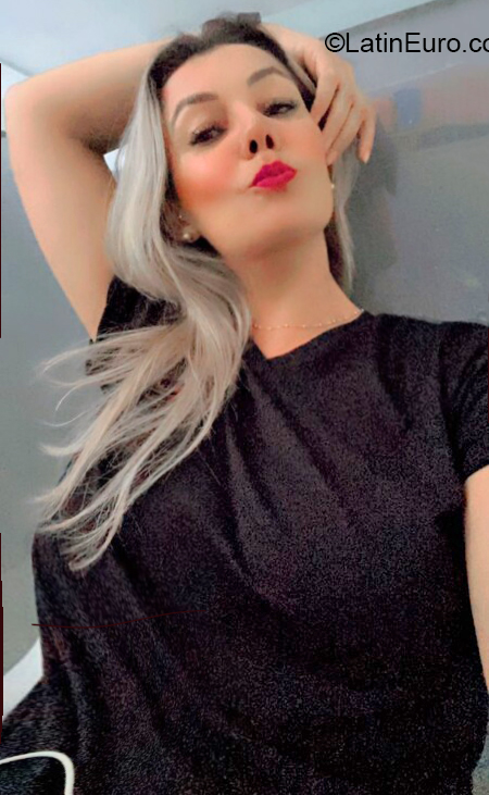 Date this fun Brazil girl Edisilva s from Goiânia BR12421