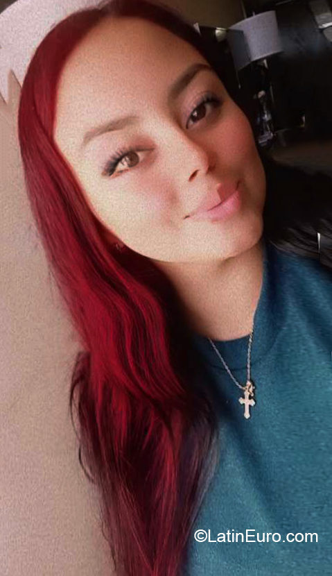 Date this happy Venezuela girl Andrea from Lara VE4274