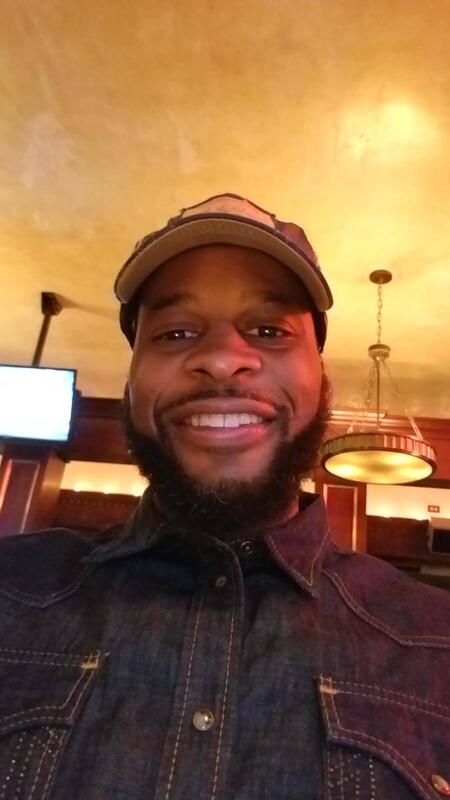 Date this sultry United States man Chuma from Dallas US21939