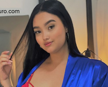 Date this exotic Colombia girl Carolina from Medellin CO32178