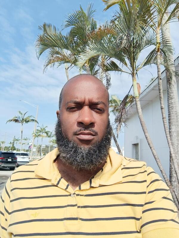 Date this georgeous United States man Mr_Mention007 from Fort Lauderdale US21952