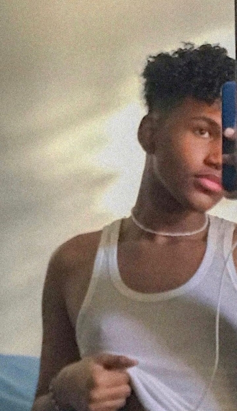 Date this pretty Dominican Republic man Alexito151 from Santo Domingo DO43782