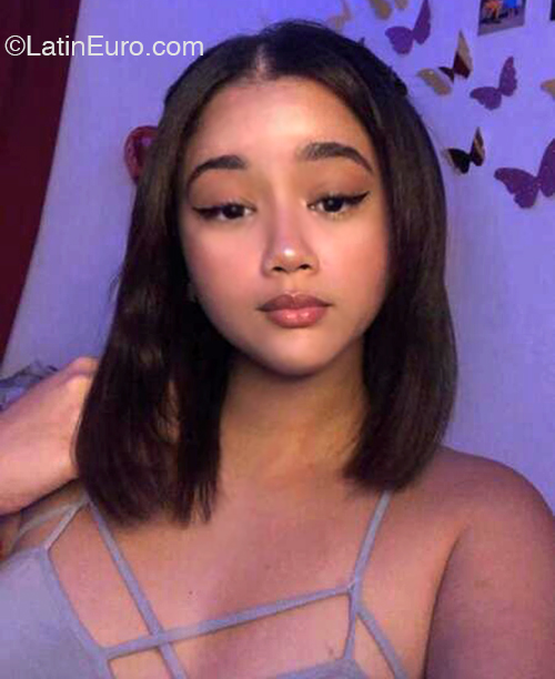 Date this hard body Dominican Republic girl Jess from Santo Domingo DO47096