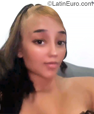 Date this sensual Dominican Republic girl Alanna from Santo Domingo DO51958
