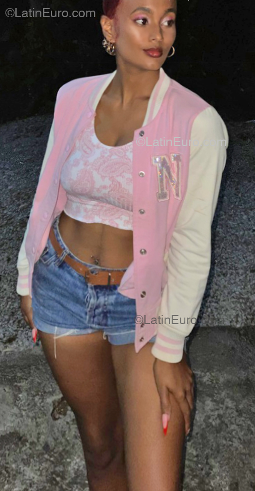 Date this good-looking Dominican Republic girl Rosali from Santo Domingo DO52725