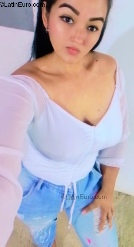 Date this cute Venezuela girl Margarita from Aragua VE5030