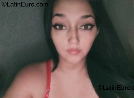 Date this lovely Colombia girl Maite from Bucaramannga CO33176
