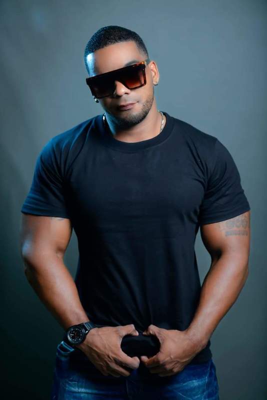 Date this pretty Dominican Republic man Dariel from Santiago DO54145