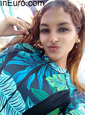 Date this exotic Venezuela girl LaMorena from Caracas VE5117