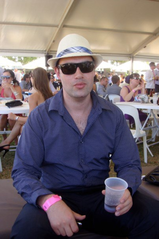 Date this nice looking New Zealand man Teo from Christchurch NZ60