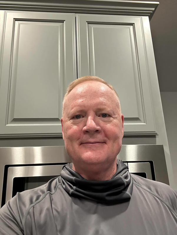 Date this young United States man James from Dallas US25038