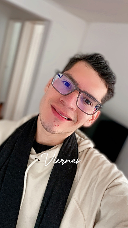 Date this delightful Colombia man Sebastian from Bogot&aacute; CO33331