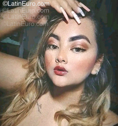 Date this lovely Venezuela girl Alondra from Caracas VE5295