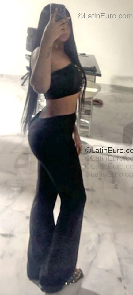 Date this pretty Colombia girl Kathe from Cali CO33525