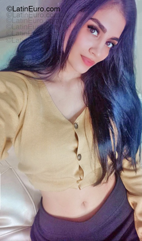 Date this georgeous Colombia girl PAULA from Cali CO33540