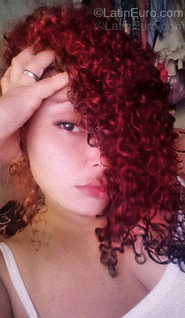 Date this voluptuous Colombia girl Yurleidy from Barranquilla CO33404