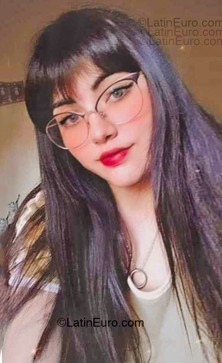 Date this gorgeous Argentina girl Mstica from Salta AR997