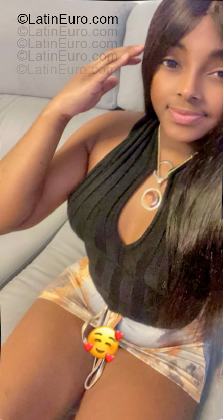 Date this athletic Switzerland girl Stercy from Solothur CH210