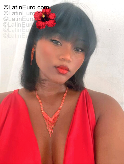 Date this tall Dominican Republic girl Edugry from Santo Domingo DO55375