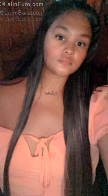 Date this good-looking Dominican Republic girl Katerina from Puerto Plata DO55563