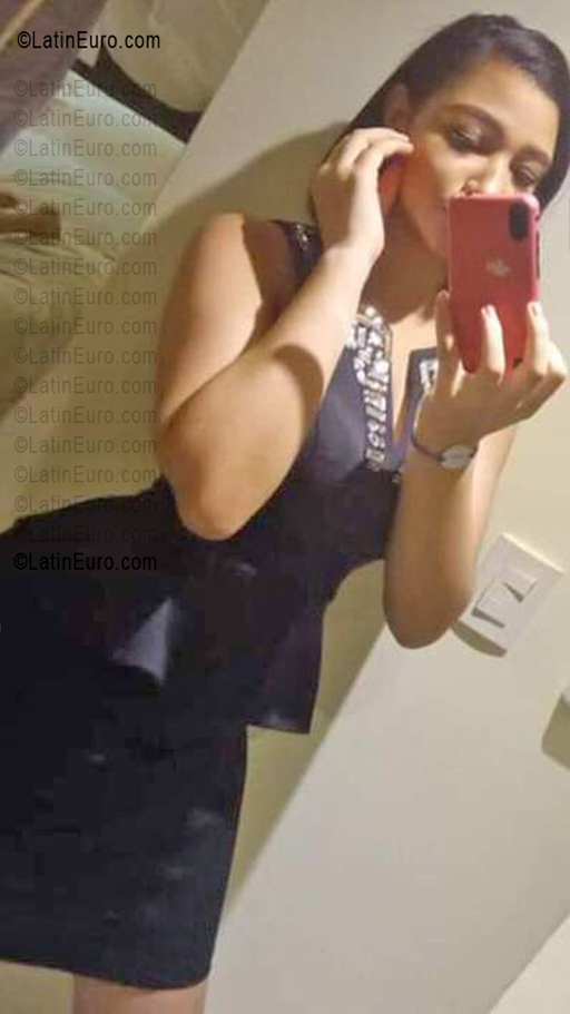 Date this athletic Dominican Republic girl Noelia from Santo Domingo Este &amp;nbsp;(santo Domingo) DO55644