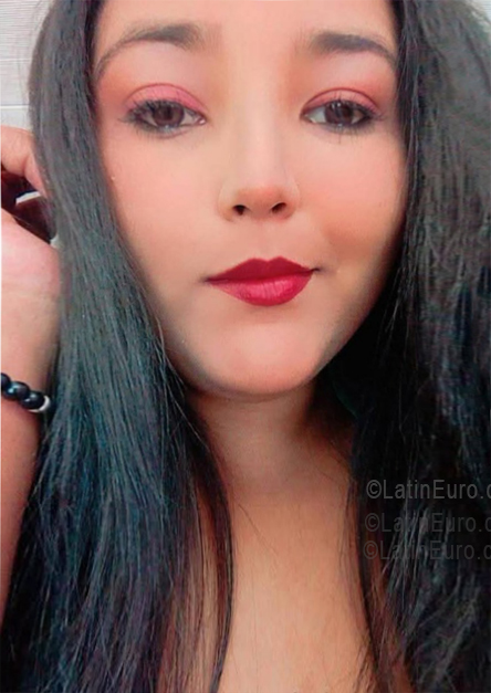 Date this good-looking Colombia girl Genesis from Barranquilla CO33538