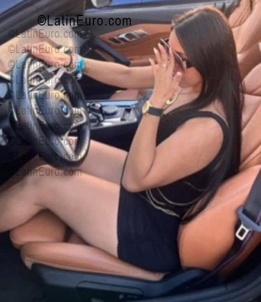 Date this cute Venezuela girl Aleska from Caracas VE5429