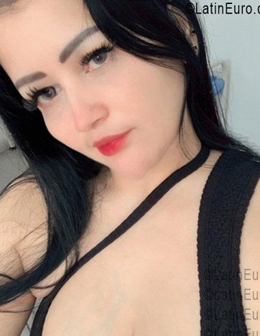 Date this exotic Colombia girl Camila from Bucaramanga CO33703