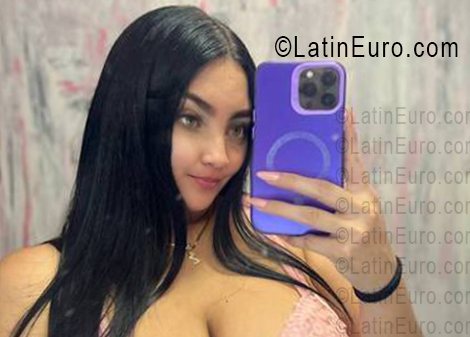 Date this exotic Venezuela girl Zunyeli from Anzoategui VE5620