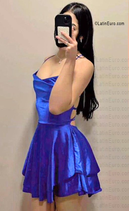 Date this beautiful Peru girl Zaida from Lima PE2166