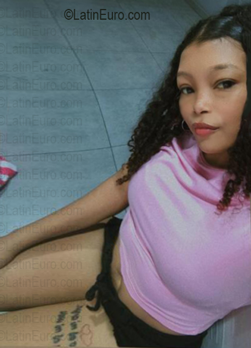 Date this beautiful Honduras girl Damaris from La Ceiba HN3015