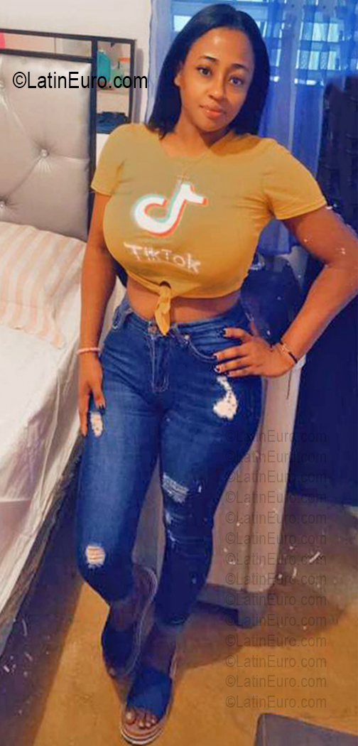 Date this athletic Dominican Republic girl Sheila from Puerto Plata DO56918