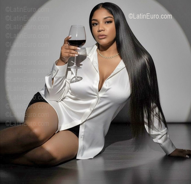 Date this fun Dominican Republic girl Isabel from Santo Domingo DO56977