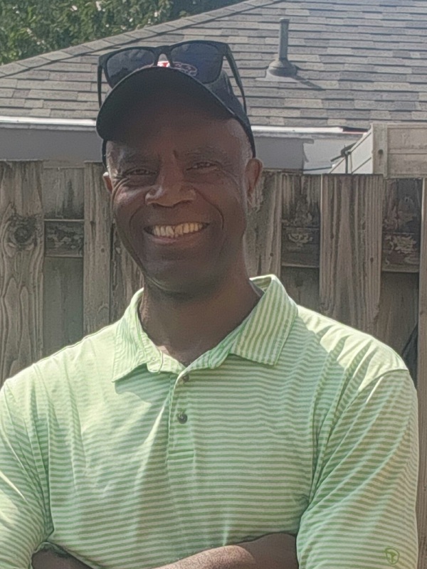 Date this foxy United States man Marcus from Portland US25720