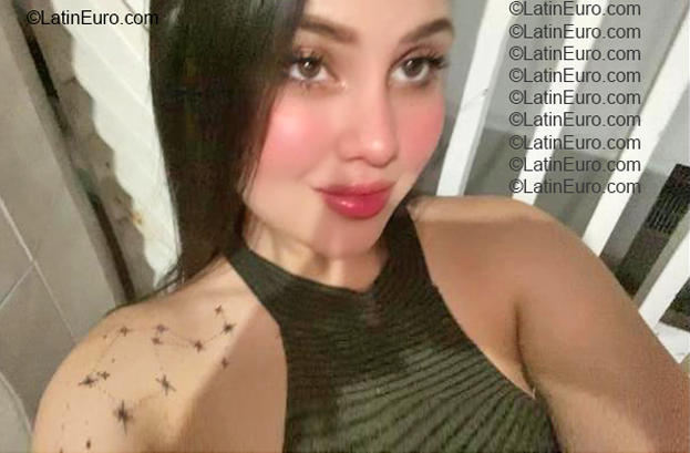 Date this beautiful Colombia girl Angeles from Guajira CO33877