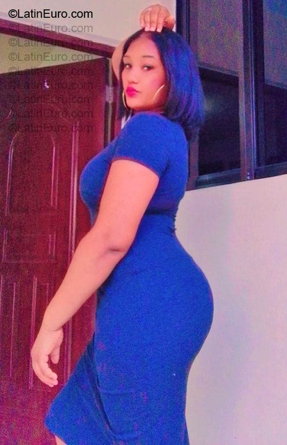 Date this funny Dominican Republic girl Ciss from Santiago DO57207